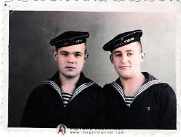 Андреев Николай Иванович слева, юнга школы Выборга 1948 г