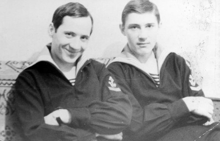 Солодухин Владимир  с Шурой   ЛМУ ВМФ 1967 1971